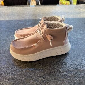 Hey Dude Blush Pink Wendy Peak Hi Suede Ankle sneakers